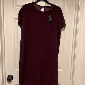 Universal Standard crepe Geneva in eggplant. Size XS- fits 10-12